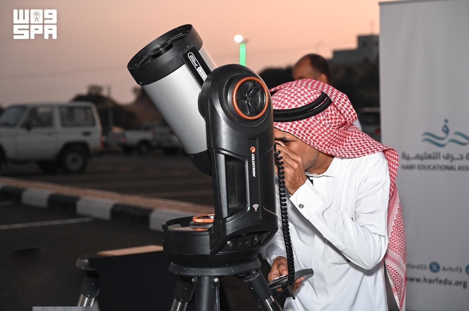 Jazan astronomy club marks World Space Week with hands-on learning